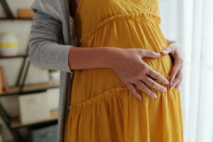 surrogacy in the uk cost